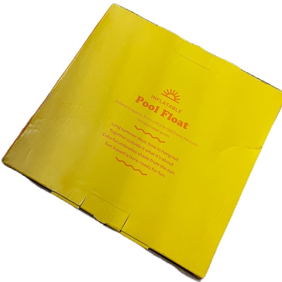 Sun Squad-Inflatable Pool Float - Picture 4 of 7